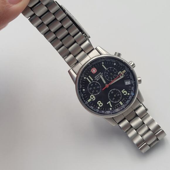 WENGER Swiss Army Men COMMANDO CHRONOGRAPH Black Sunburst Watch Military - Picture 10 of 16